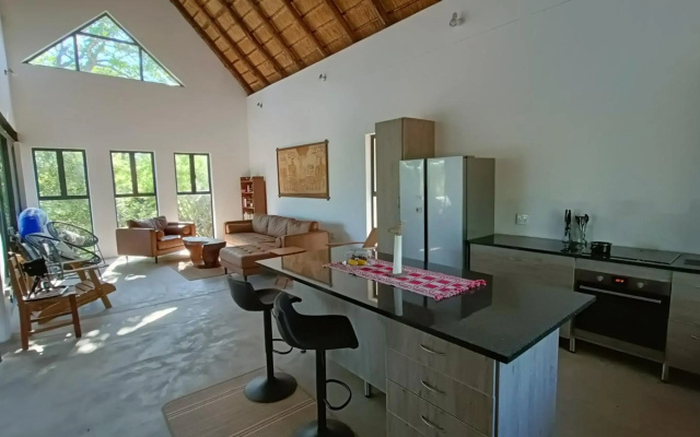 Marloth Park, Kruger safari house - solar