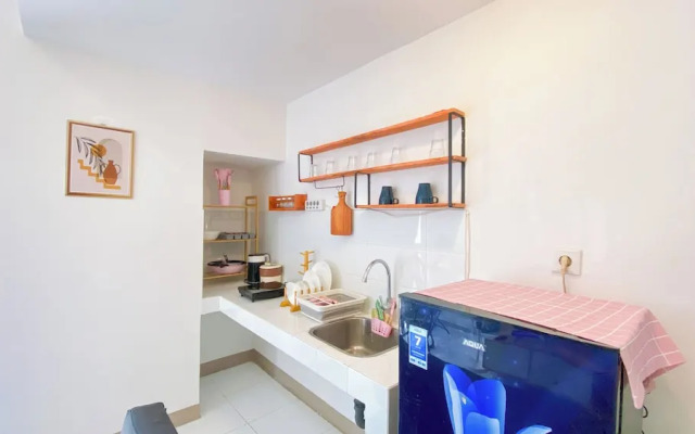 Fancy and Homey 2BR at Tokyo Riverside PIK 2 Apartment