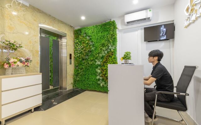 OYO 1142 Westlake Lotus Apartment II