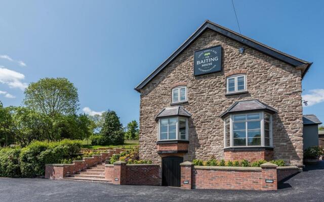 The Baiting House and Lodges