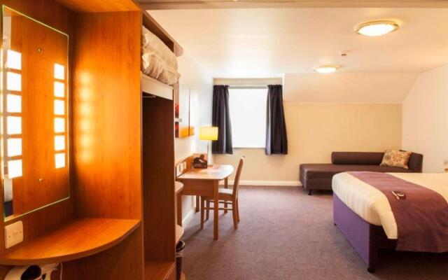 Premier Inn Redditch North (A441)