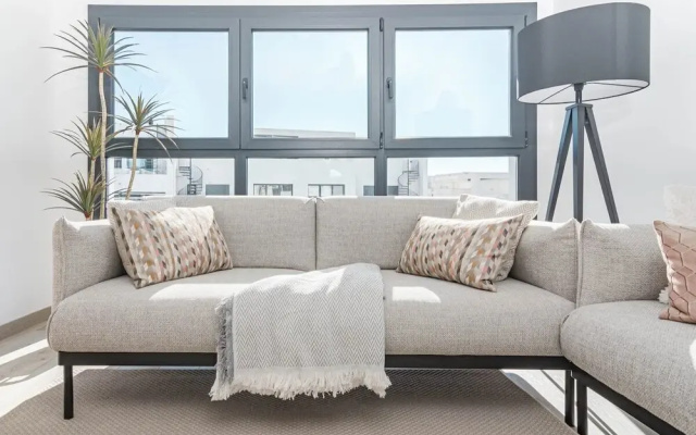 Eg5.4a - Luxury Penthouse With Private Sun Terrace