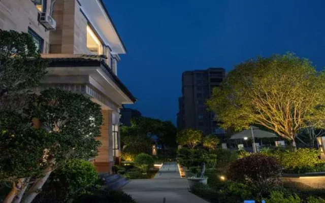 Tengchong Pujing Huaxi Wenquan Homestay