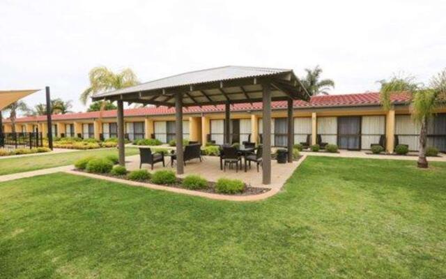 Comfort Inn Deakin Palms