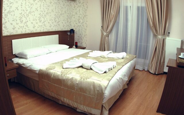 Flower Palace Hotel