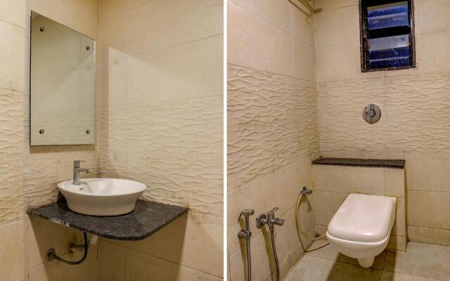 Fabhotel Silver Palace