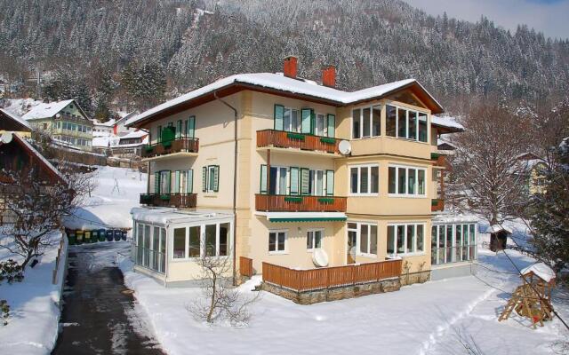 Villa Marienhof Apartments & Komfortzimmer
