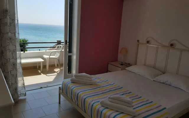 Menigos A2no.87 Seaview 2 Bedroom