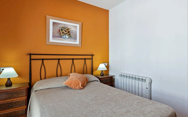 Charming Apartment in Gudar With Terrace