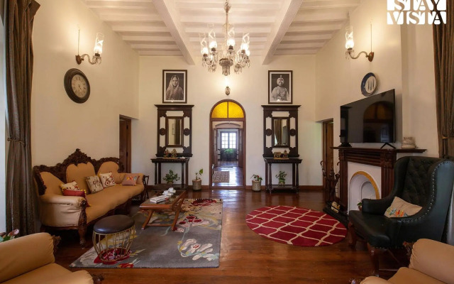 StayVista at Greenwood Bungalow