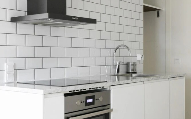 2ndhomes Modern 1BR Apartment w Balcony