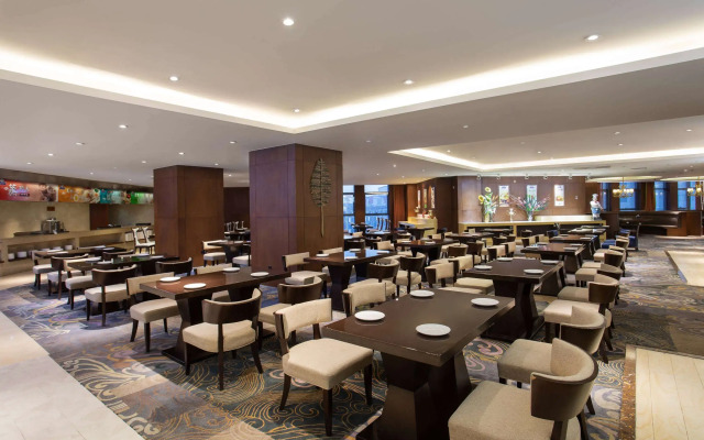 Days Hotel By Wyndham Jilin Railway Station