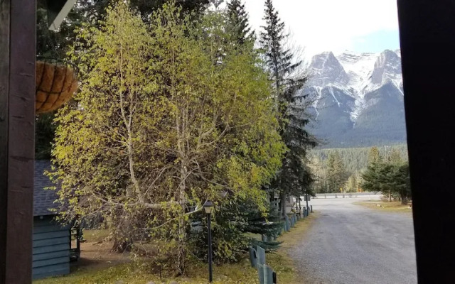 Rundle Chalets