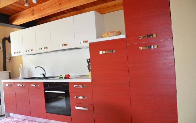 Villetta con Giardino e Panorama Incantevole