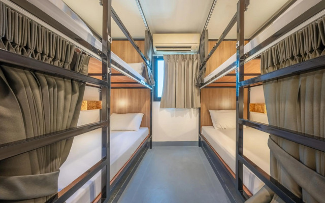 Pho Hostel