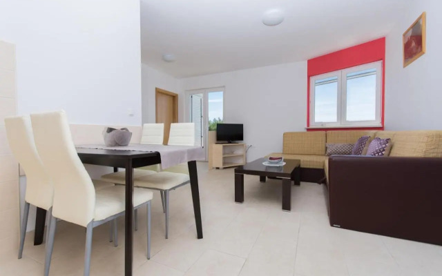 Apartment Ljuba