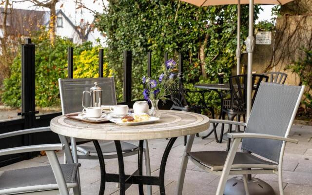 Earls Court House Hotel