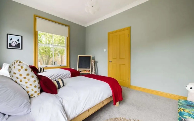 The Hackney Secret - Stylish 2bdr House With Garden, London
