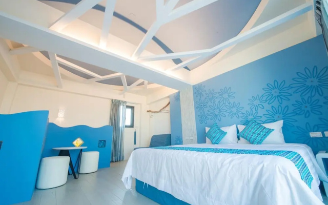 Sapphire Inn