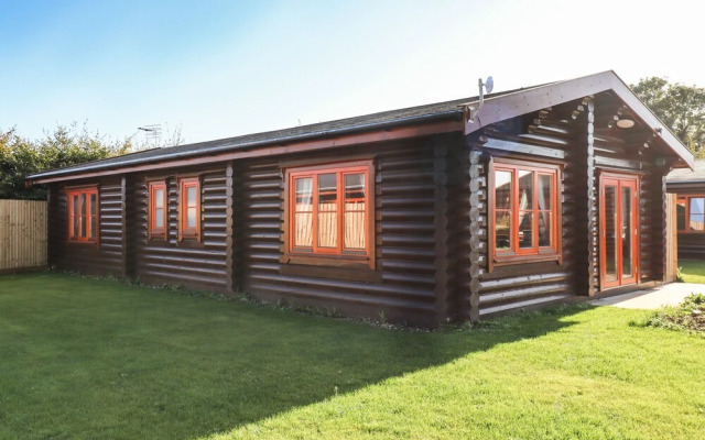 Rowan Lodge