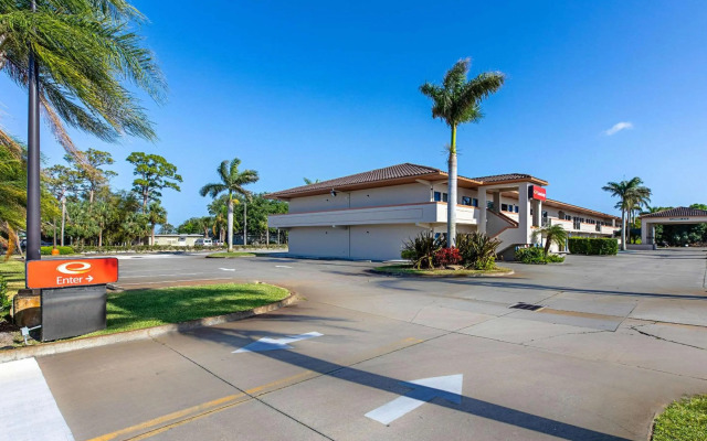 Econo Lodge Vero Beach - Downtown