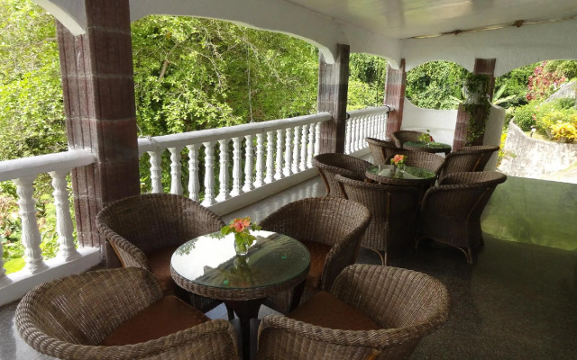 Lazare Picault Hotel