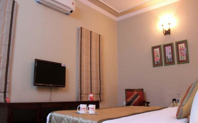OYO Rooms 025 Near Goverdhan Sagar Lake