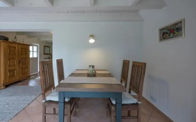 Charmantes Reetdachhaus in Lehe
