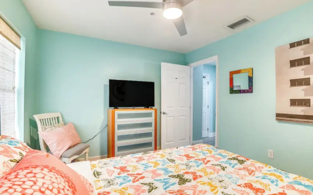 Clearwater Beach Hideaway: Walkable Location!