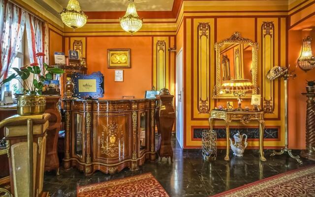 Old Time Aparthotel