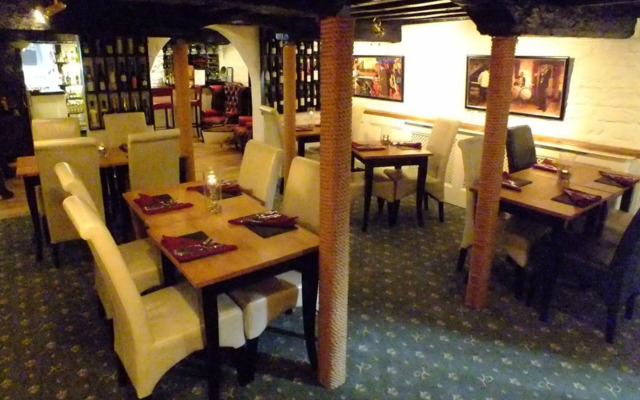 Bridge House Hotel