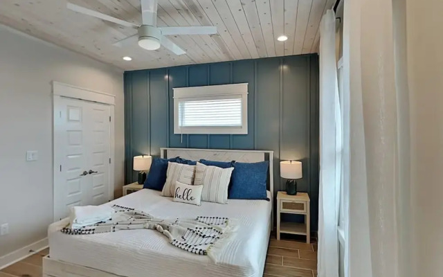 Esk1943-wash Away the Blues