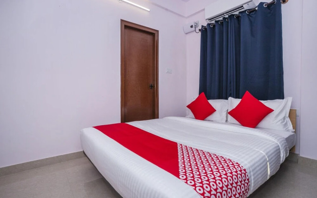 Oyo Flagship 30074 Electronic City