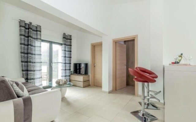 Alluring Apartment In Vir Near Seabeach