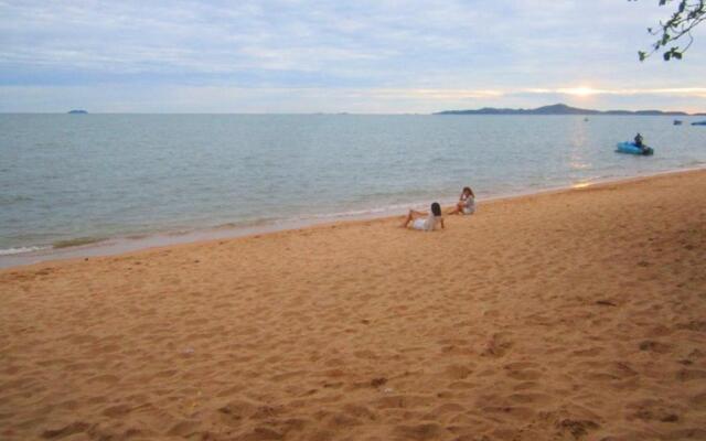 Atlantic Condo Resort Pattaya by Panisara