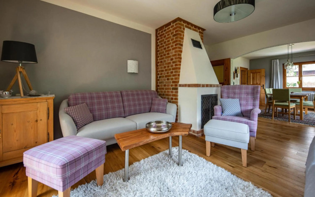 Haus Weidmannsheil - Wohnen im romantischen Forsthaus