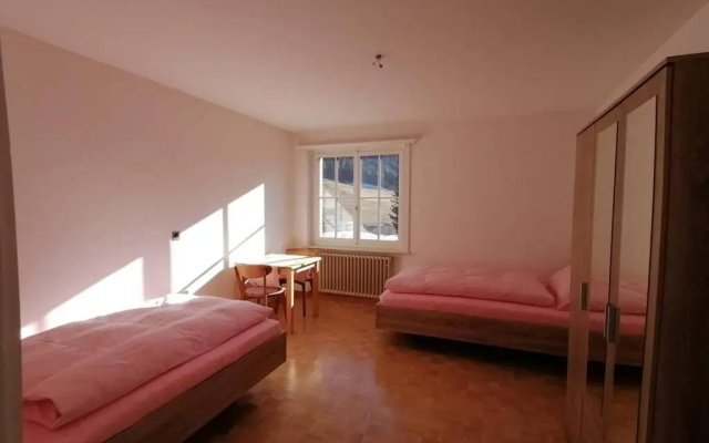 Haus Albertihof: 3-Zimmer-Wohnung an Top-Lage in Davos-Platz – Guest Rooms – Davos