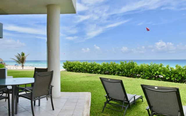 Villas Cancun Concorde by Casago