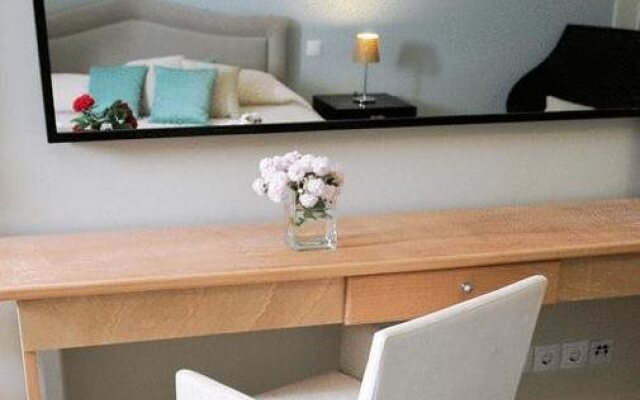 Athena Luxury