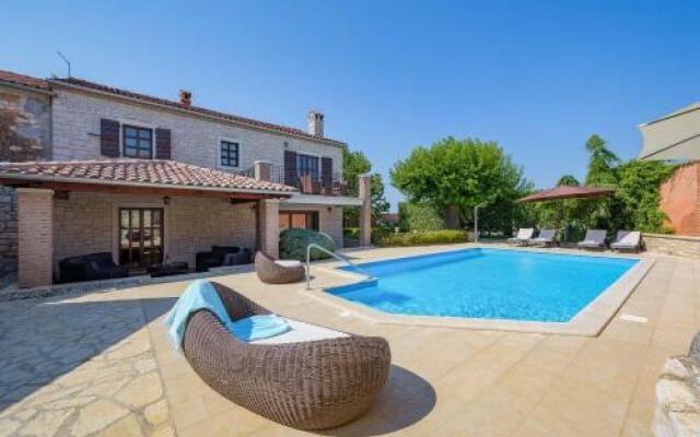 Villa Blog 1 by Interhome