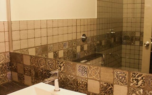 Srujan Hotels 22 Suites