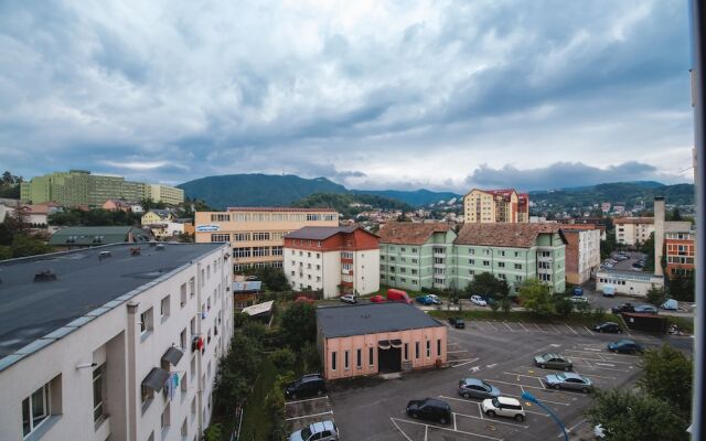 Nicopole Apartment