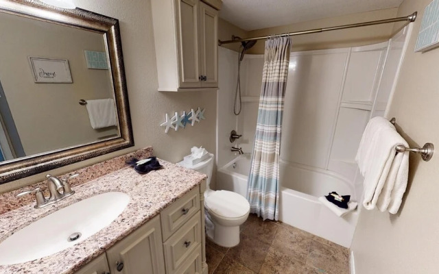 Seascape 2107 1 Bedroom Condo by RedAwning