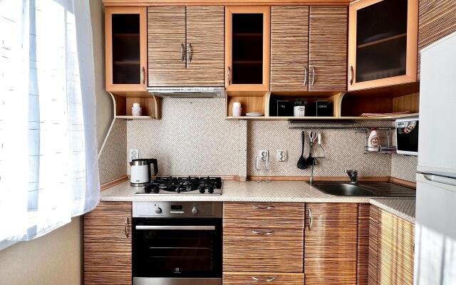 Apartments on Stroiteley Avenue 8V