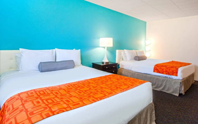 Hotel Cabana Oceanfront/ Boardwalk