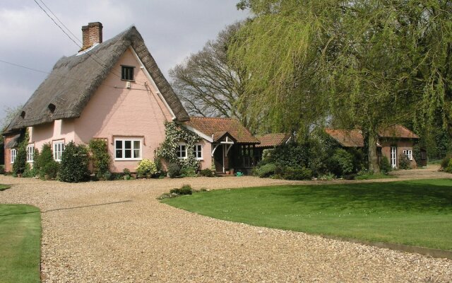 Thatched Farm B&B and Holiday Cottages