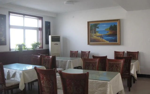Zhaolong Hotel