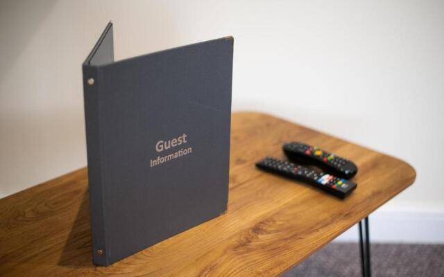 The Old Bakery - TV in Every Bedroom!