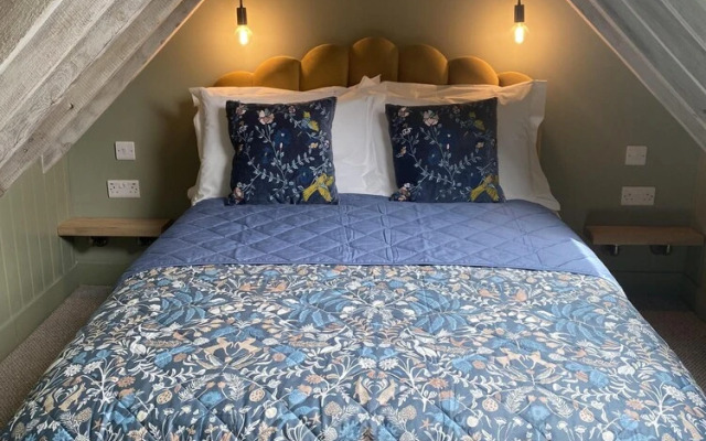 The Crown Inn Dial Post