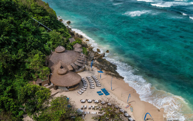 Karma Kandara Resort